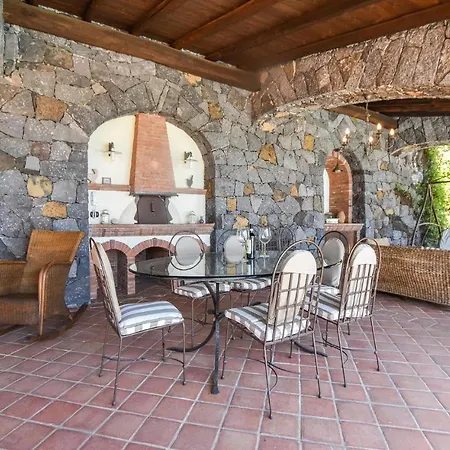 Сasa de vacaciones Cozy In With Wifi