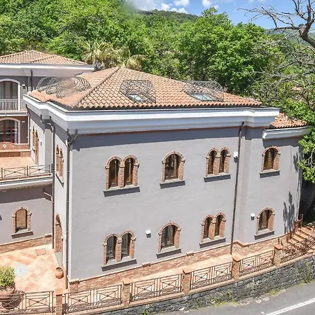 Cozy In With Wifi Holiday home Zafferana Etnea